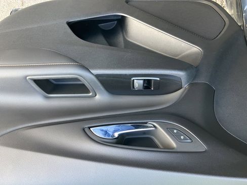 Used 2022 Chevrolet Equinox Premier w/ LPO, Floor Liner Package image 43