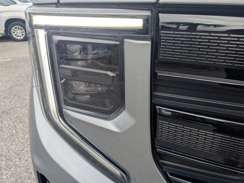 Used 2024 GMC Sierra 1500 Elevation w/ Elevation Premium Package image 10