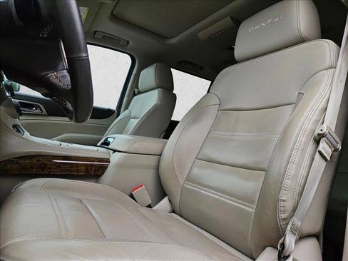 Used 2016 GMC Yukon XL Denali w/ Open Road Package RWD image 14
