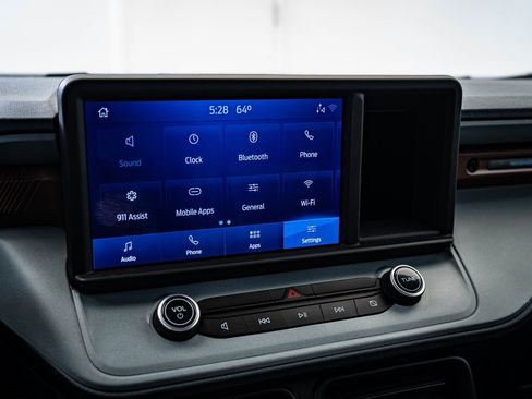 Used 2022 Ford Maverick Lariat w/ Lariat Luxury Package image 32