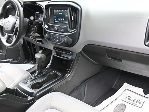 Used 2019 Chevrolet Colorado W/T w/ Custom Special Edition image 27