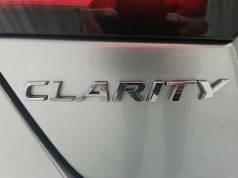 Used 2018 Honda Clarity Touring image 29