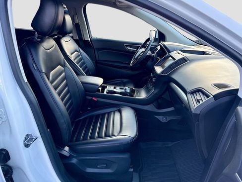 Certified 2020 Ford Edge SEL w/ Convenience Package image 32