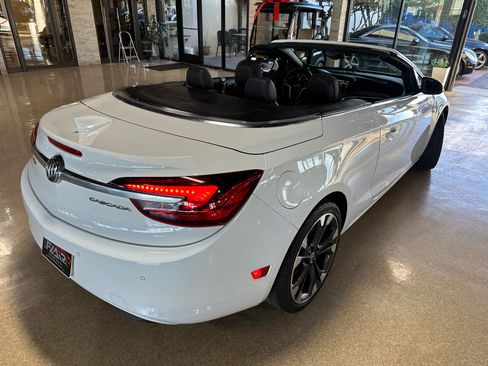 Used 2016 Buick Cascada Premium image 4