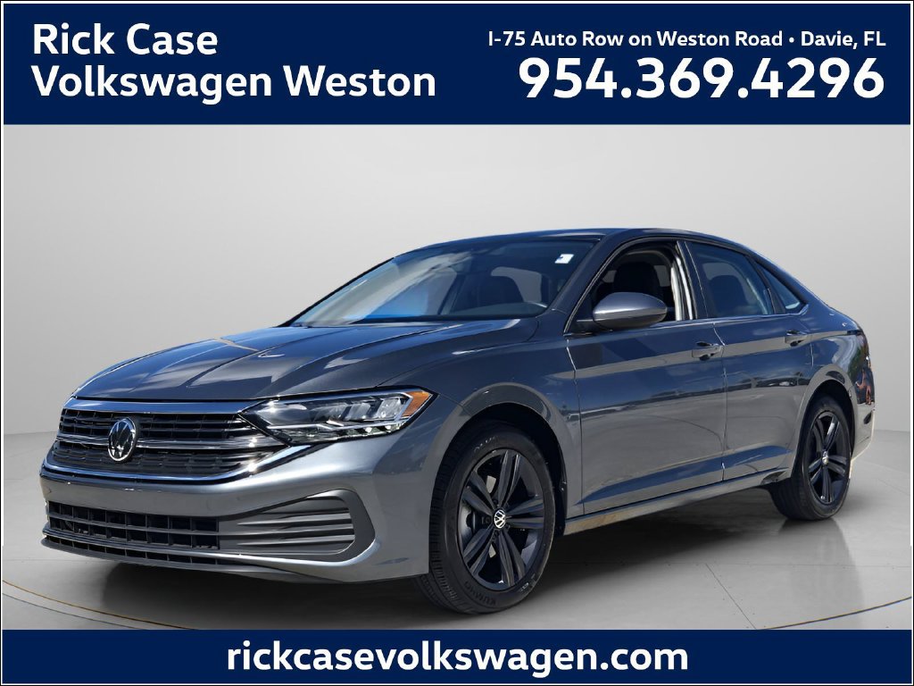Certified 2023 Volkswagen Jetta SE w/ Panoramic Sunroof Package FWD image 1