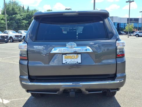 Used 2016 Toyota 4Runner Limited AWD/4WD image 5