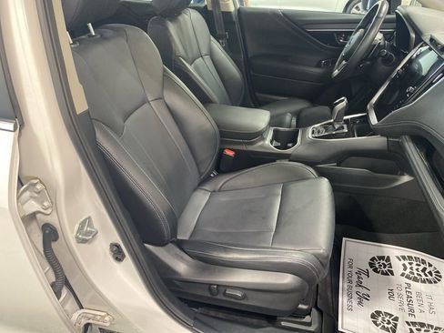 Used 2023 Subaru Outback Limited image 12