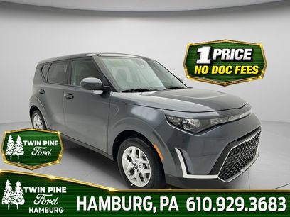 Used 2025 Kia Soul LX w/ LX Technology Package