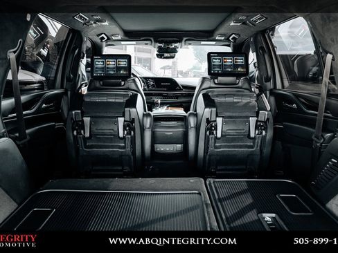 Used 2024 Cadillac Escalade Sport Platinum AWD/4WD image 56