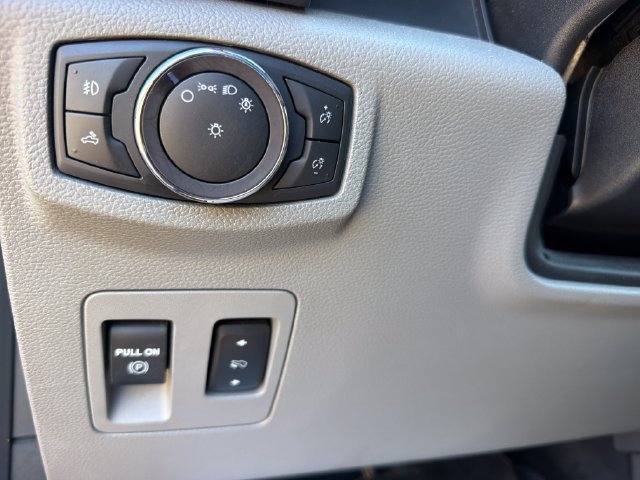 Used 2018 Ford F150 XLT w/ Equipment Group 302A Luxury AWD/4WD image 15
