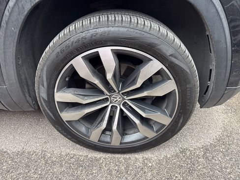 Used 2019 Volkswagen Atlas SEL Premium image 3