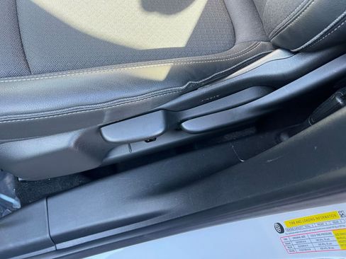 Used 2025 Buick Encore GX Preferred image 22