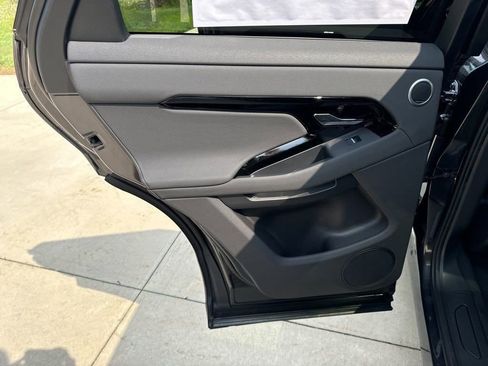 New 2025 Land Rover Range Rover Evoque S image 14