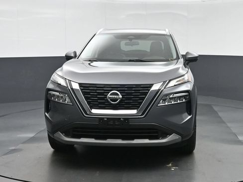 Used 2021 Nissan Rogue SV w/ Premium Package AWD/4WD image 2