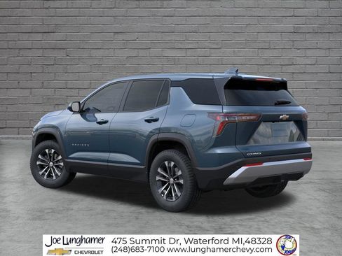 New 2027 Chevrolet Equinox LT w/ Convenience Package II FWD image 3