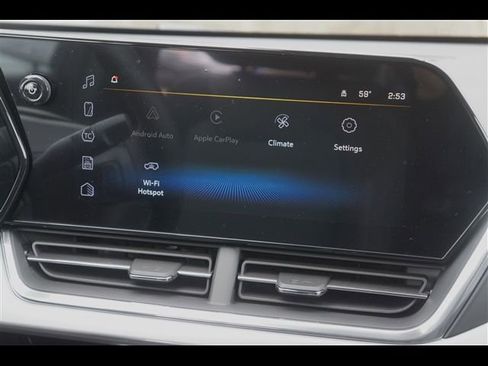 New 2026 Chevrolet Trax LT w/ LT Convenience Package FWD image 9