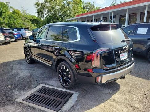 Used 2025 Kia Telluride SX Prestige AWD/4WD image 3