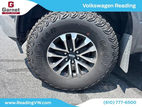 Used 2019 Ford F150 Lariat AWD/4WD image 10