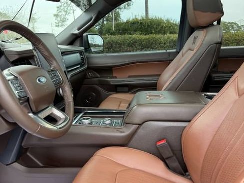 Used 2022 Ford Expedition King Ranch AWD/4WD image 16