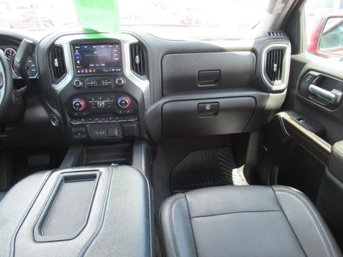 Used 2021 Chevrolet Silverado 1500 RST w/ Convenience Package II AWD/4WD image 16