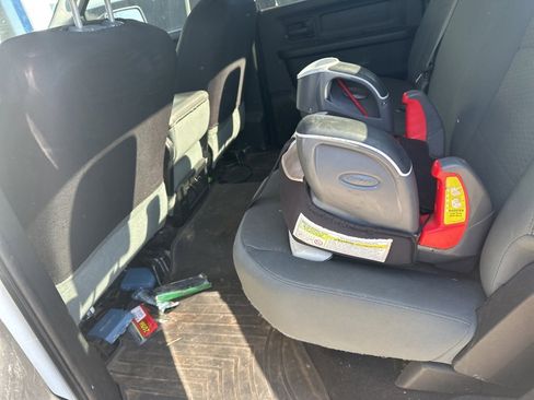 Used 2016 RAM 1500 Express image 7