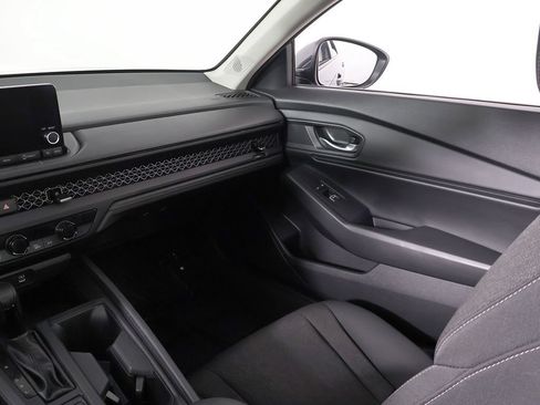 Used 2023 Honda Accord EX image 35