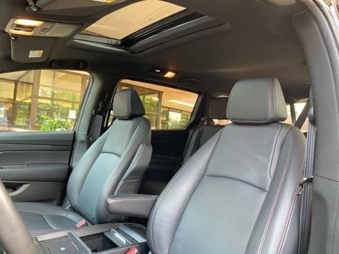 Used 2025 Honda Odyssey Sport-L image 13