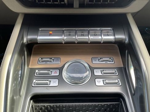 Used 2024 Lincoln Nautilus Reserve image 24