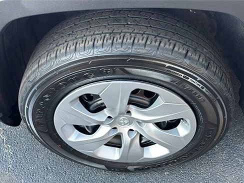 Used 2024 Toyota RAV4 LE image 32