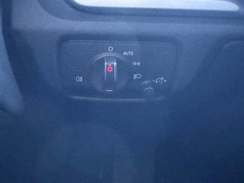 Used 2016 Audi A3 2.0T Premium image 19