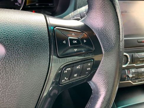 Used 2016 Ford Explorer XLT w/ Equipment Group 202A image 24