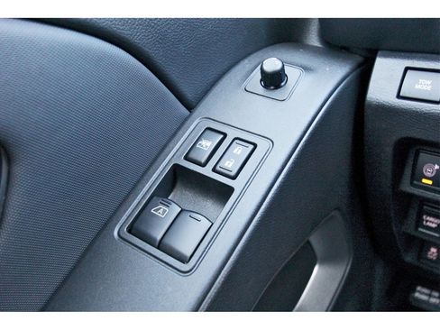 Certified 2024 Nissan Frontier SV w/ SV Convenience Package image 19