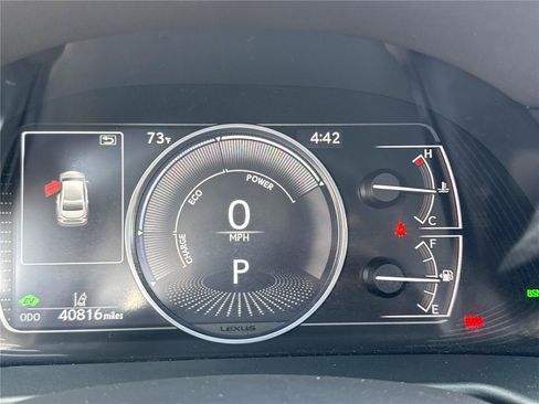 Used 2022 Lexus ES 300h w/ Premium Package FWD image 16