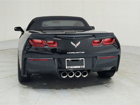 Used 2014 Chevrolet Corvette Z51 w/ 2LT Preferred Equipment Group image 4