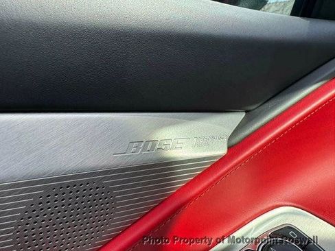 Used 2021 Chevrolet Corvette Stingray Premium Cpe w/ Z51 Performance Package image 12