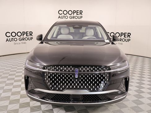 New 2026 Lincoln Nautilus Premier AWD/4WD image 9
