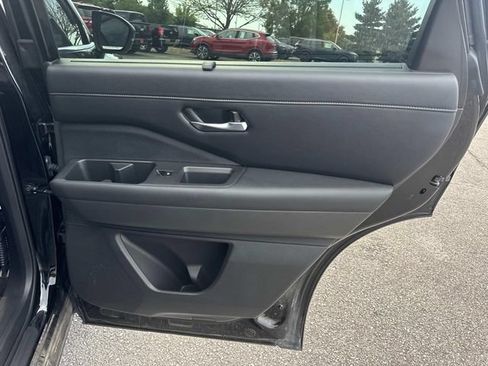 Used 2023 Nissan Pathfinder SL w/ SL Premium Package AWD/4WD image 25