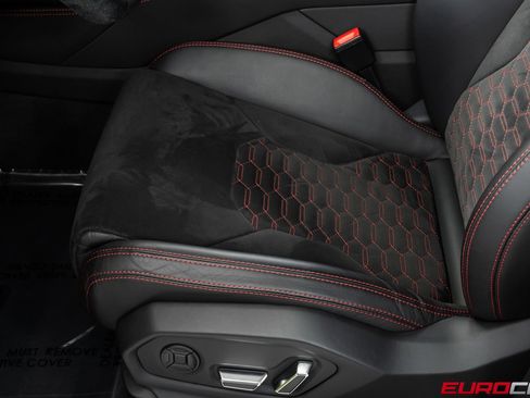 Used 2022 Lamborghini Urus *HIGH GLOSS BLACK STYLE PACKAG image 40