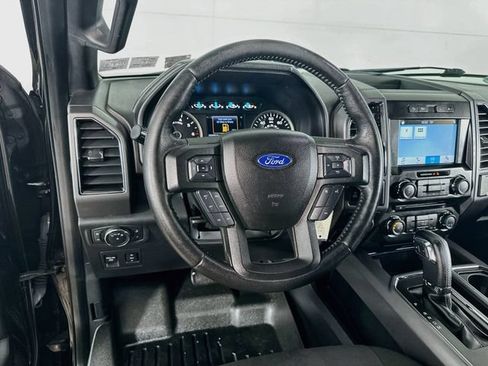Used 2018 Ford F150 XLT w/ Equipment Group 302A Luxury AWD/4WD image 27