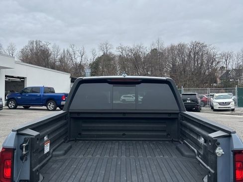 Used 2024 Honda Ridgeline Black Edition image 14