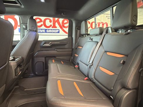 Used 2024 GMC Sierra 1500 AT4 w/ Technology Package AWD/4WD image 26