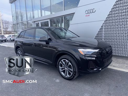 Used 2025 Audi Q7 2.0T Premium w/ Convenience Plus Package image 1