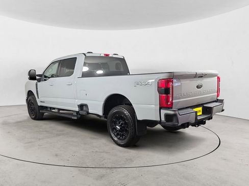 Certified 2025 Ford F350 Lariat w/ Black Appearance Package image 3