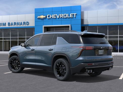 New 2026 Chevrolet Traverse LT w/ Midnight/Sport Edition image 3