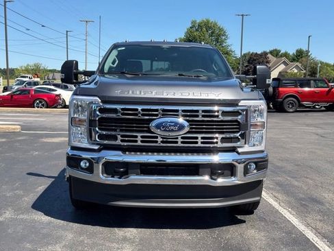 Used 2026 Ford F350 XLT w/ 360-Degree Camera Package AWD/4WD image 9