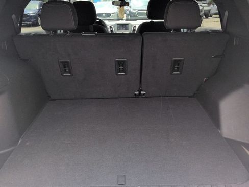 Used 2024 Chevrolet Equinox LT FWD image 28