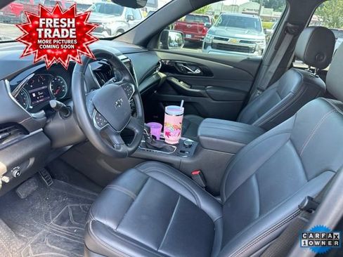 Used 2023 Chevrolet Traverse RS FWD image 6