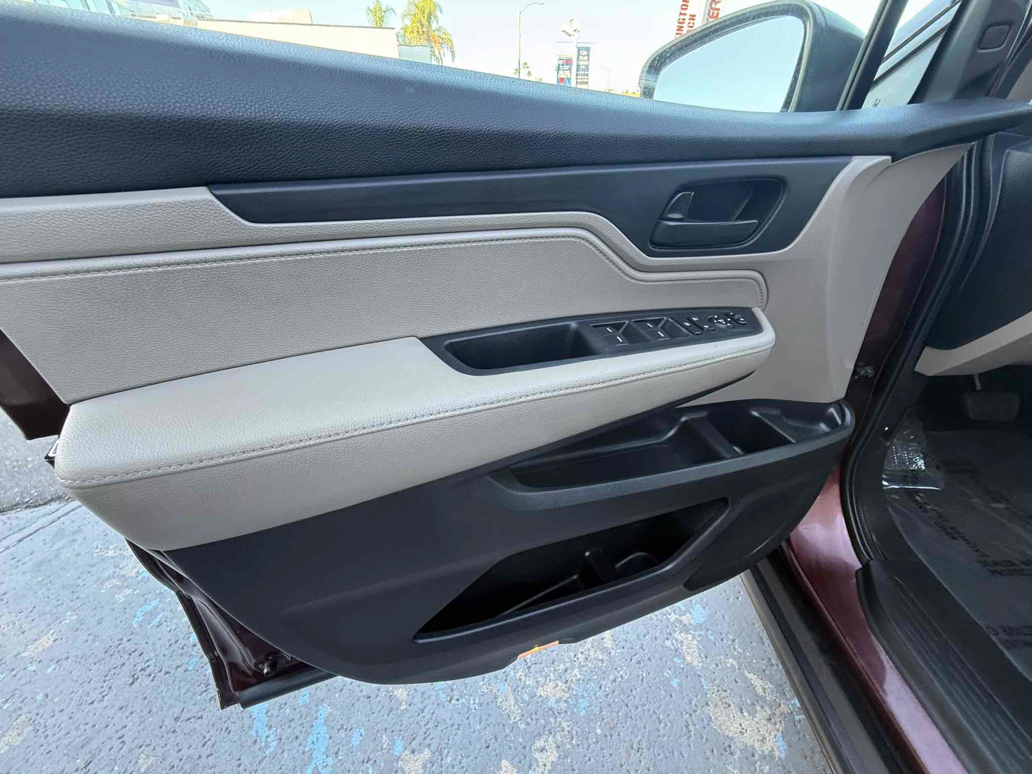 Used 2019 Honda Odyssey EX image 82