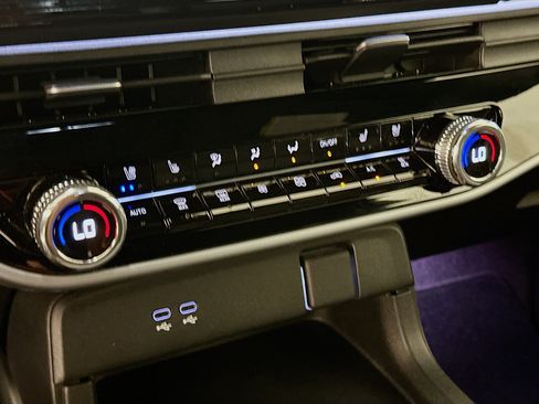 Used 2025 Honda Prologue Elite image 24
