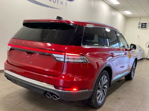 New 2025 Lincoln Aviator AWD w/ Equipment Group 101A image 15